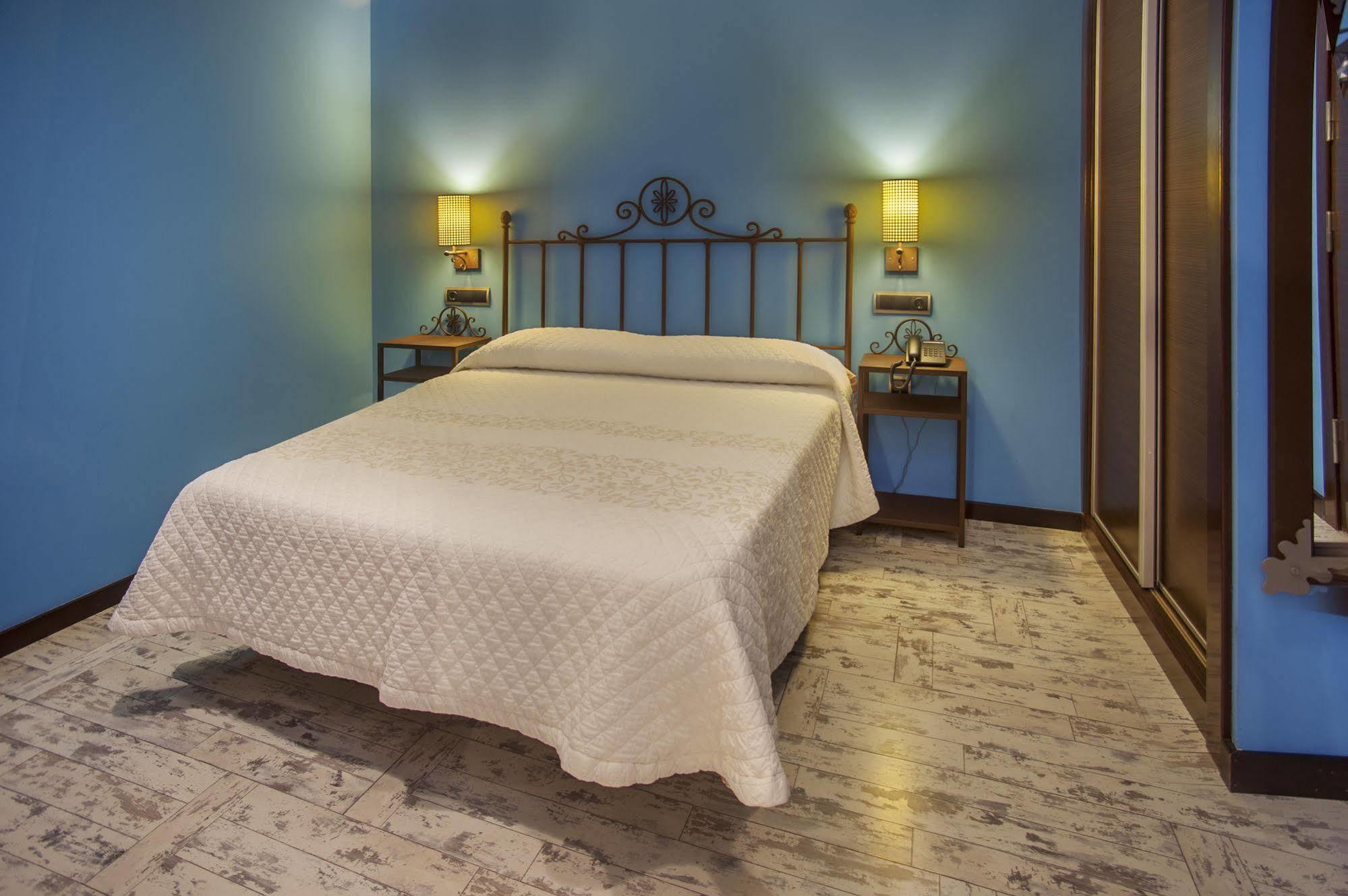 Hotel Moya Honrubia Dış mekan fotoğraf